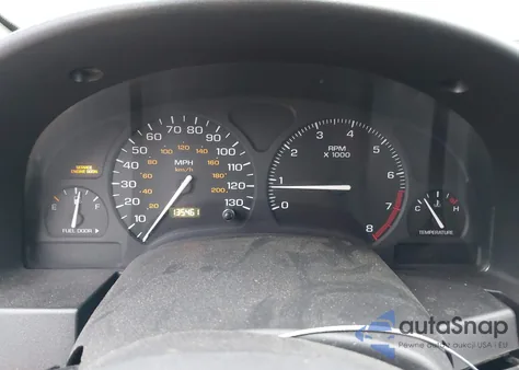 2002 Saturn Vue V6 из США, поврежденный, VIN 5GZCZ63B12S815669